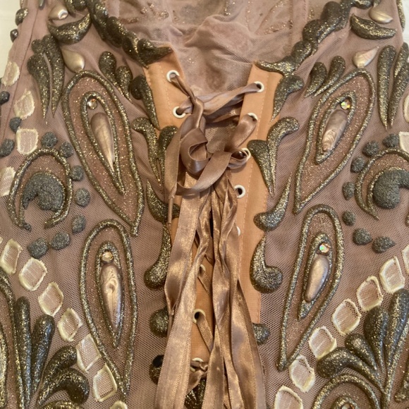 Ema Savahl Couture Dress - Picture 15 of 15